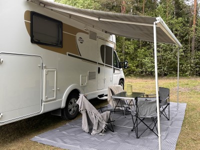 Carado T447 Husbil - Uppsala, Sverige