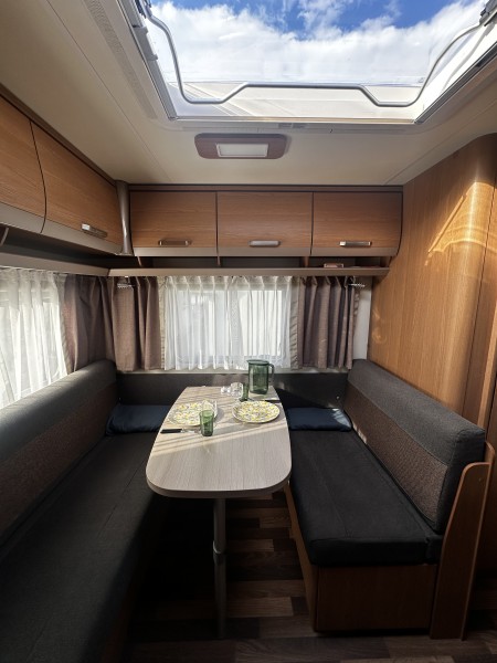 Knaus 420 QD Wohnwagen - Tjodalyng, Norwegen