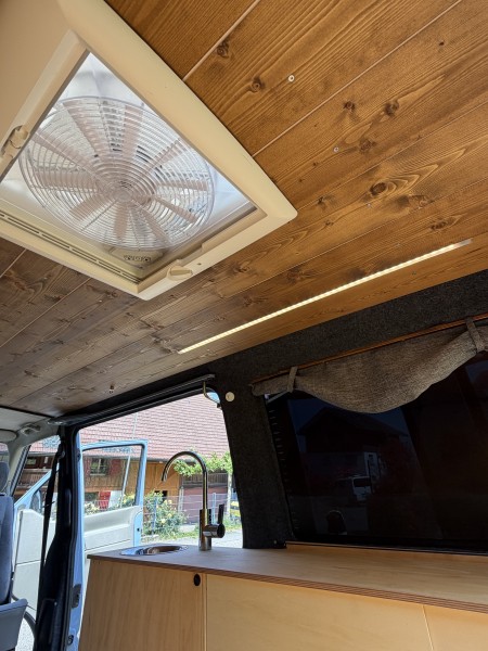 VW T4 Campingbus - Fräschels, Schweiz