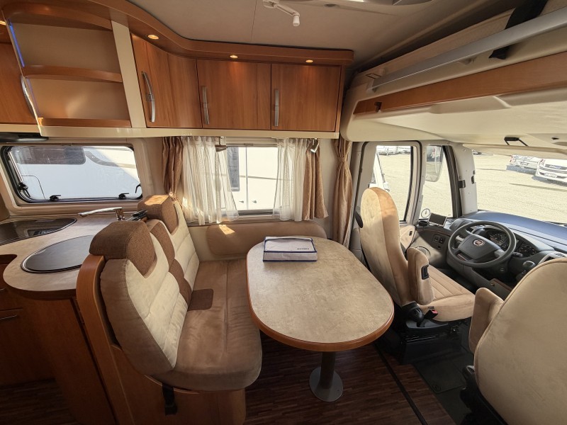 Hymer Norway Line B614 CL Camping-car - Bodø, Norvège