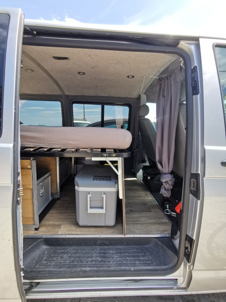 VW T5 Campingbus - Neuchâtel, Schweiz