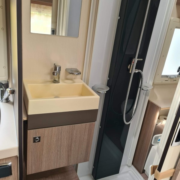 Chausson 515 Flash Wohnmobil - Åkersberga, Schweden