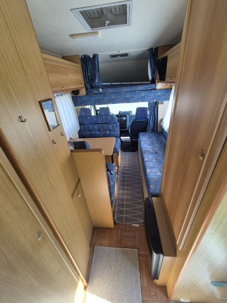   Autocamper - Rönninge, Sverige
