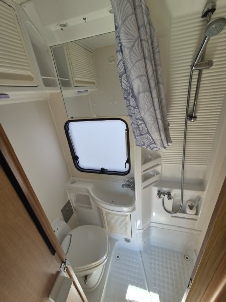   Autocamper - Rönninge, Sverige