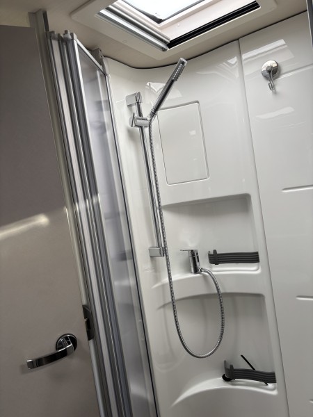 Hymer Hymer Tramp S 685 / MB FH 417 CDI 170HP Aut. 9 gear Wohnmobil - Klitmøller, Dänemark