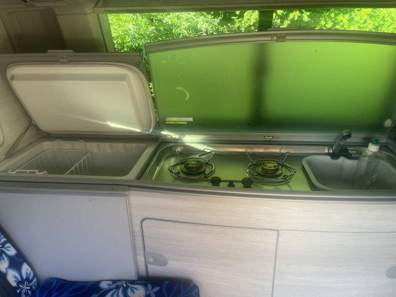 VW VW California Beach Campingbus - Carouge, Schweiz