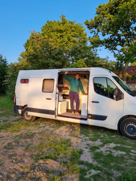 Renault Master Van 2.3 dCi Campingbus - Oskarström, Schweden