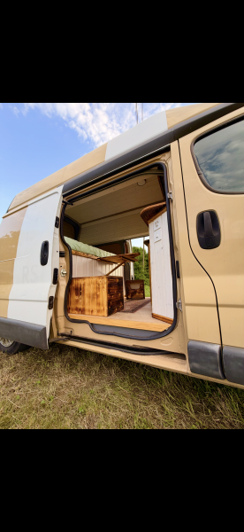   Campingbus - Niederhasli, Schweiz