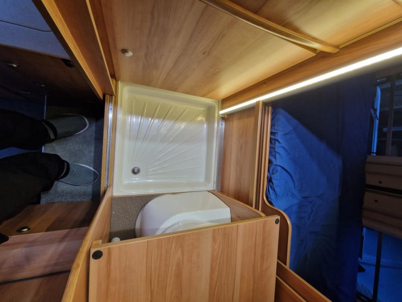 Pössl Pössl Globescout vario  545  unter 5.5meter lang! Campervan - Attiswil, Switzerland