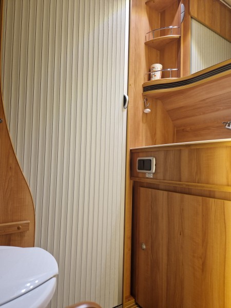 Pössl Pössl Globescout vario  545  unter 5.5meter lang! Campervan - Attiswil, Switzerland