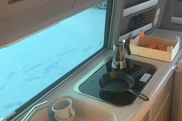 Westfalia Westfalia James Cook Campingbus - Helsinki, Finnland