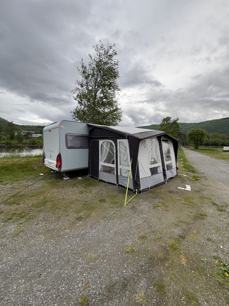 Knaus Royale Caravan - Tverlandet, Norway