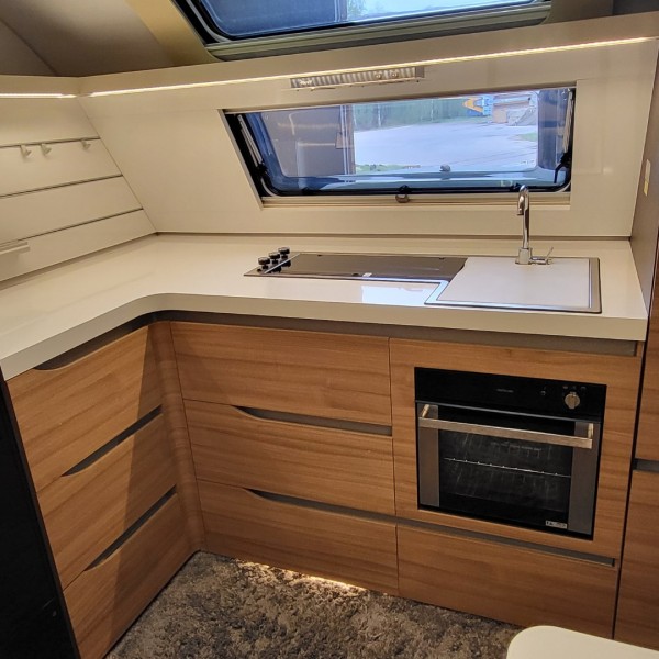 Adria Alpina 753 HK Husvagn - Lysekil, Sverige
