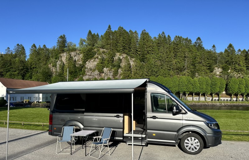 Adria Twin Max 608 SGX Camping-car - Strusshamn, Norvège