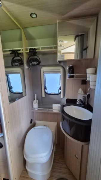 Pössl Roadcruiser Campervan - Kleinandelfingen, Switzerland