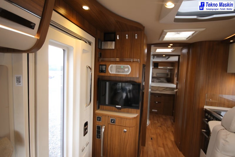 Hymer B 798 PL Motorhome - Auli, Norway