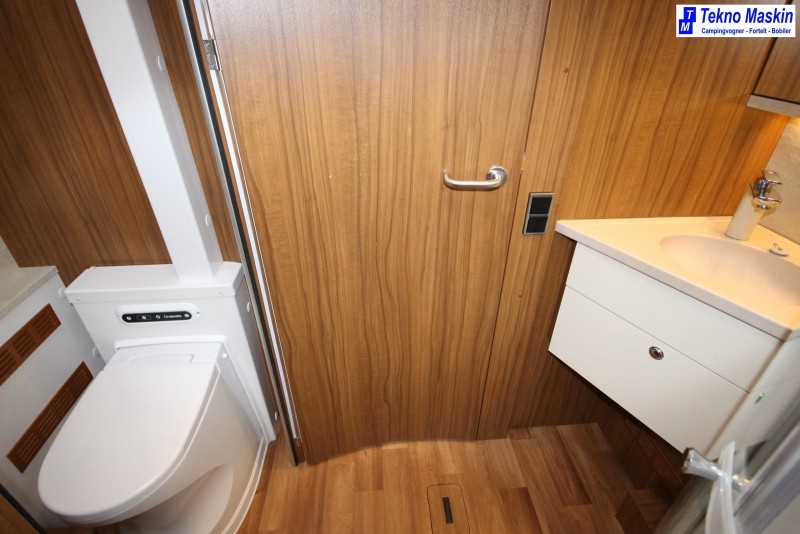 Hymer B 798 PL Motorhome - Auli, Norway