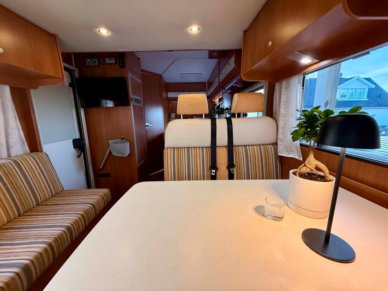 Carado T348 Motorhome - Habo, Sweden