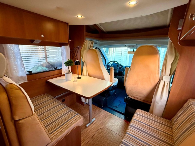 Carado T348 Motorhome - Habo, Sweden
