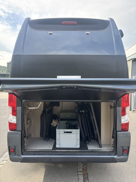 Globe‑Traveller Voyager Z Husbil - Valbirse, Schweiz