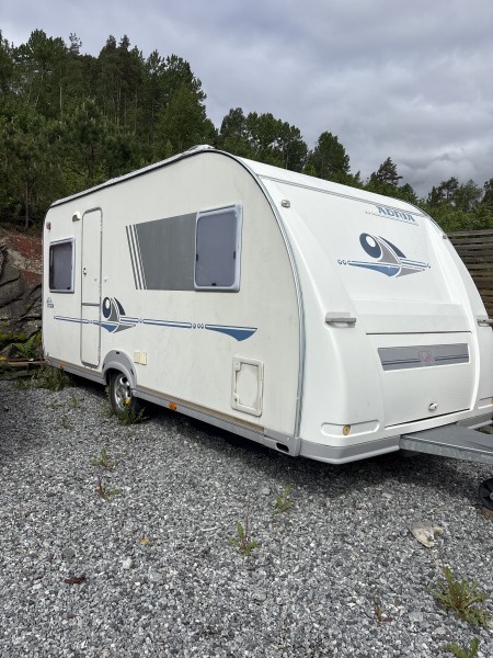Adria Adiva 462 PU Matkailuvaunu - Kaupanger, Norja