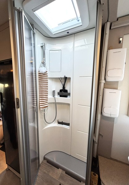 Hymer Hymer Tramp S695 317 CDI 170 hv Wohnmobil - Espoo, Finnland