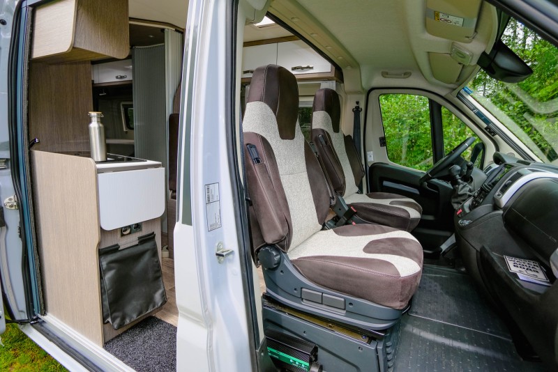 Pössl 2WIN R Plus mit RAUMBAD und AHK Wohnmobil - Wangen im Allgäu, Deutschland