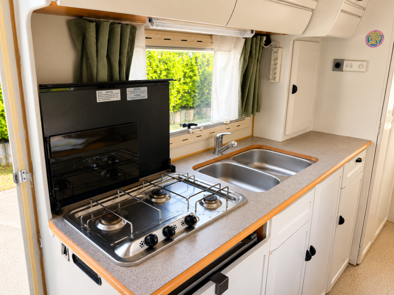   Camping-car - Grabs, Suisse
