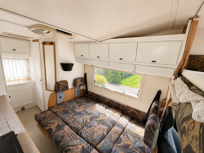   Camping-car - Grabs, Suisse