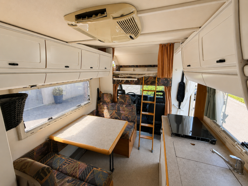   Camping-car - Grabs, Suisse