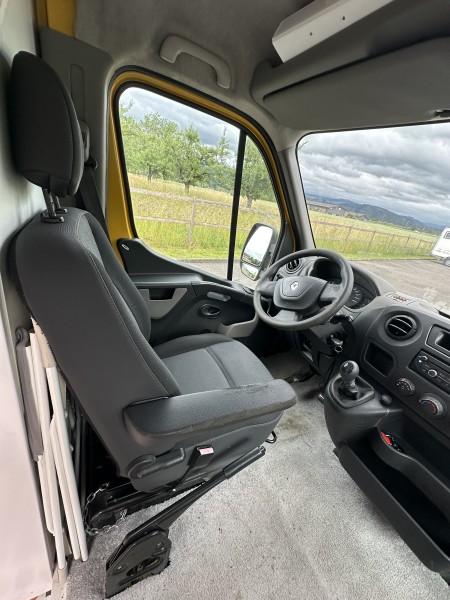 Renault Master T35 dCi125 Campervan - Münsingen, Switzerland
