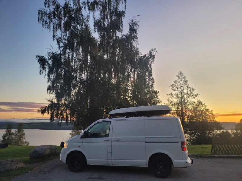 VW Transporter Van - Leirsund, Norvège