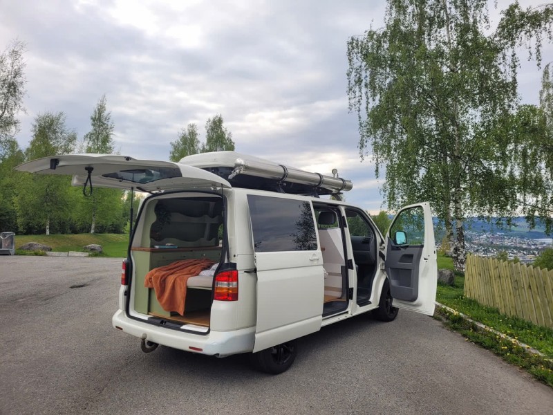 VW Transporter Van - Leirsund, Norvège