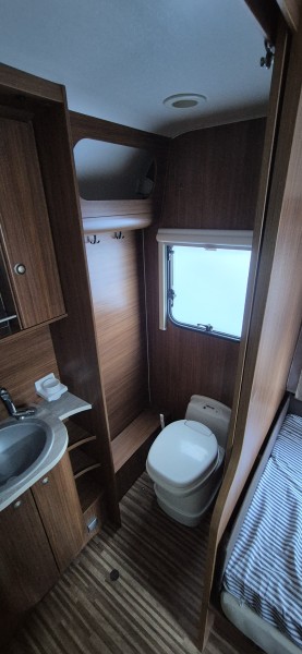 Adria ADORA 542 UT Wohnwagen - Rönninge, Schweden