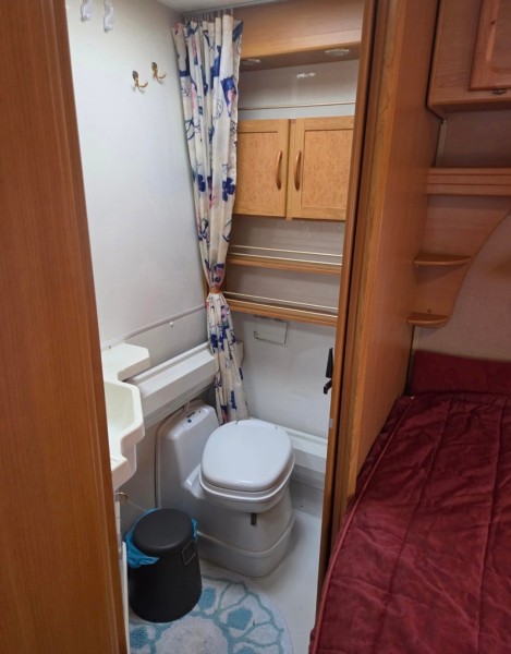 Kabe King size 720 Matkailuvaunu - Inderøy, Norja
