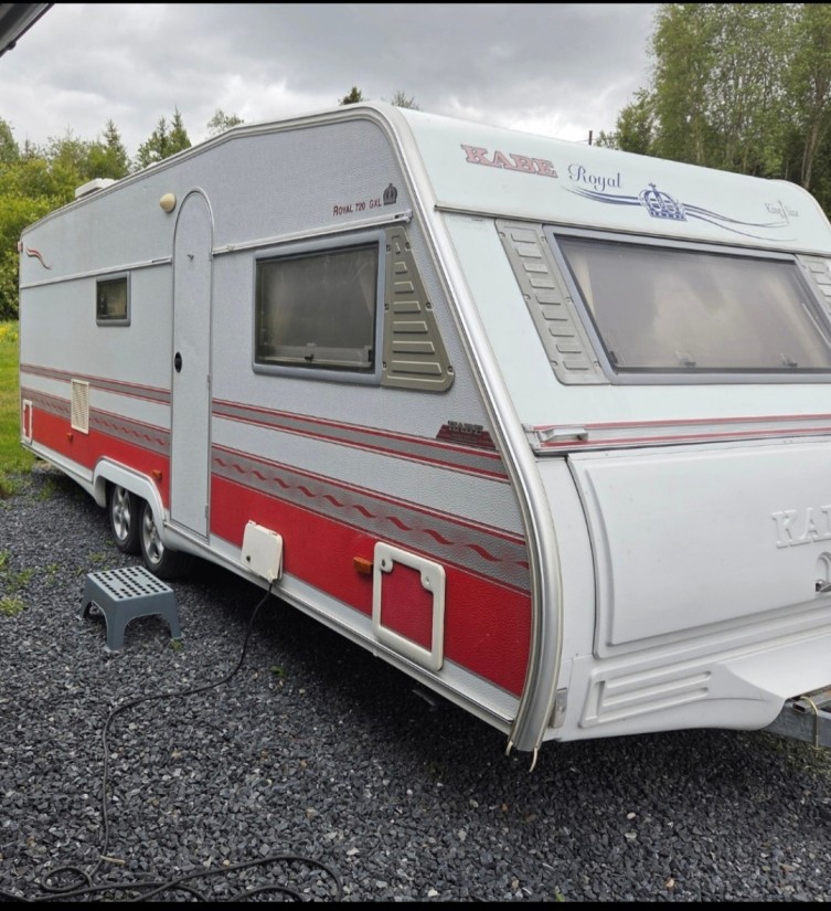 Kabe King size 720 Matkailuvaunu - Inderøy, Norja