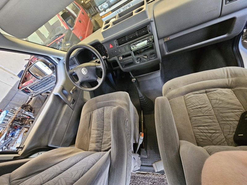VW Transporter multivan Westfalia Retkeilyauto - Vallset, Norja