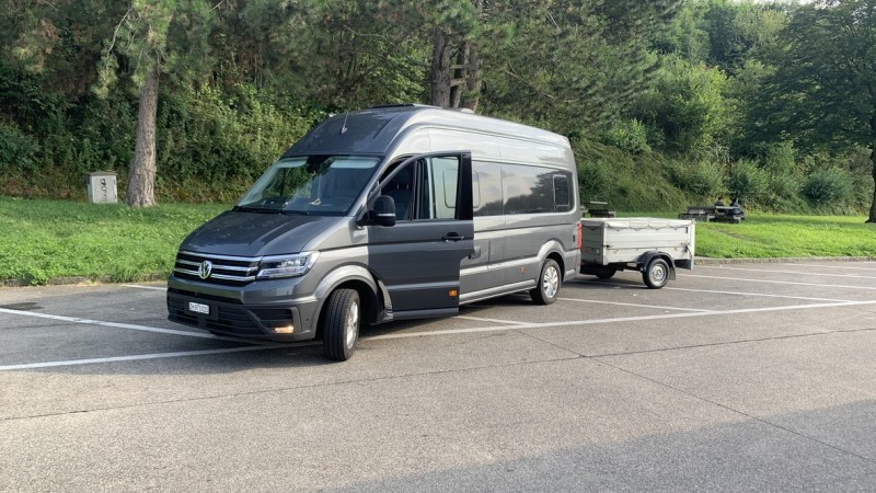 VW Grand California 680 Matkailuauto - Unterengstringen, Sveitsi