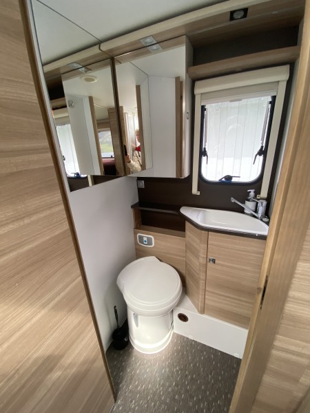 Adria Adria Coral Axess 670SL Motorhome - Etnedal, Norway
