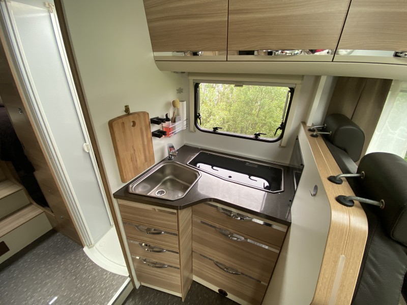 Adria Adria Coral Axess 670SL Motorhome - Etnedal, Norway