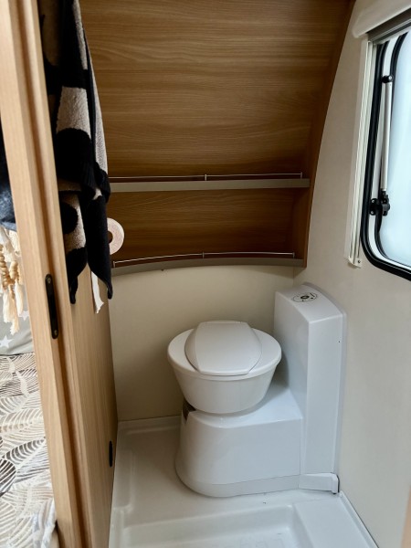 Knaus Sundwind Wohnwagen - Vihti, Finnland