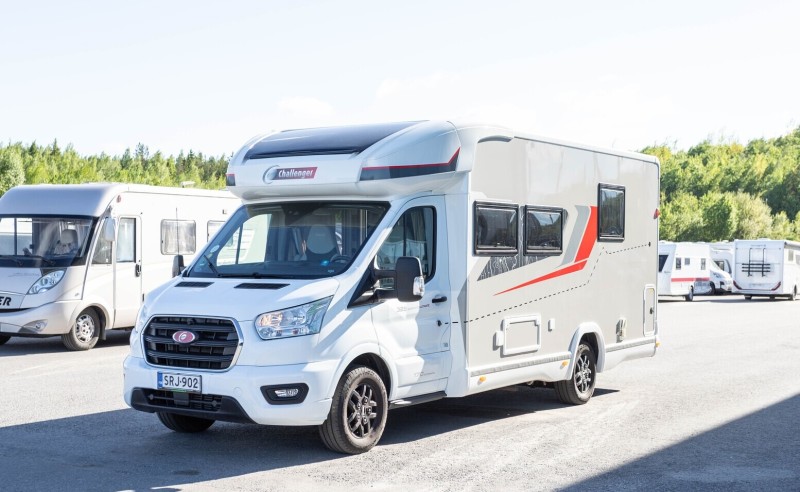 Challenger 328 GRAPHITE ULTIMATE Wohnmobil - Tuusula, Finnland