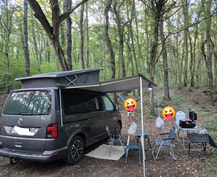   Retkeilyauto - Avusy, Sveitsi