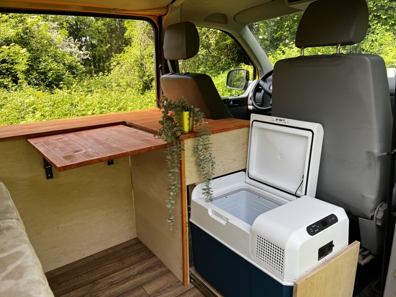Volkswagen T5 Retkeilyauto - Aachen, Saksa