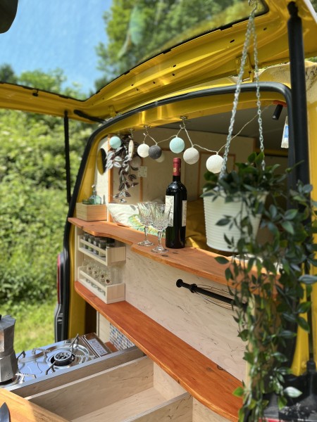 Volkswagen T5 Retkeilyauto - Aachen, Saksa