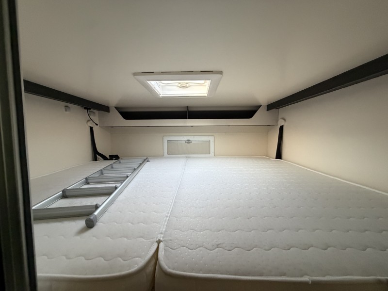 Fiat Roller Team Kronos 290M Camping-car - Oschwand, Suisse