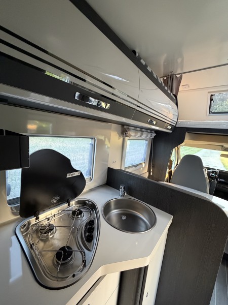 Fiat Roller Team Kronos 290M Camping-car - Oschwand, Suisse