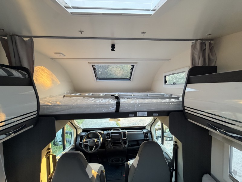 Fiat Roller Team Kronos 290M Camping-car - Oschwand, Suisse