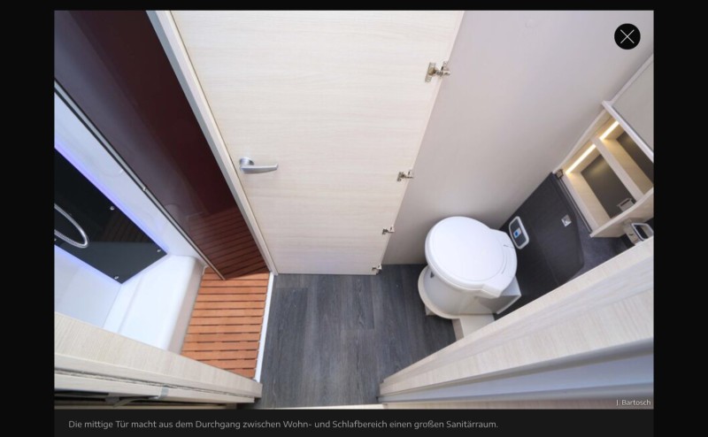 Challenger 337GA Camping-car - Weingarten (Baden), Allemagne