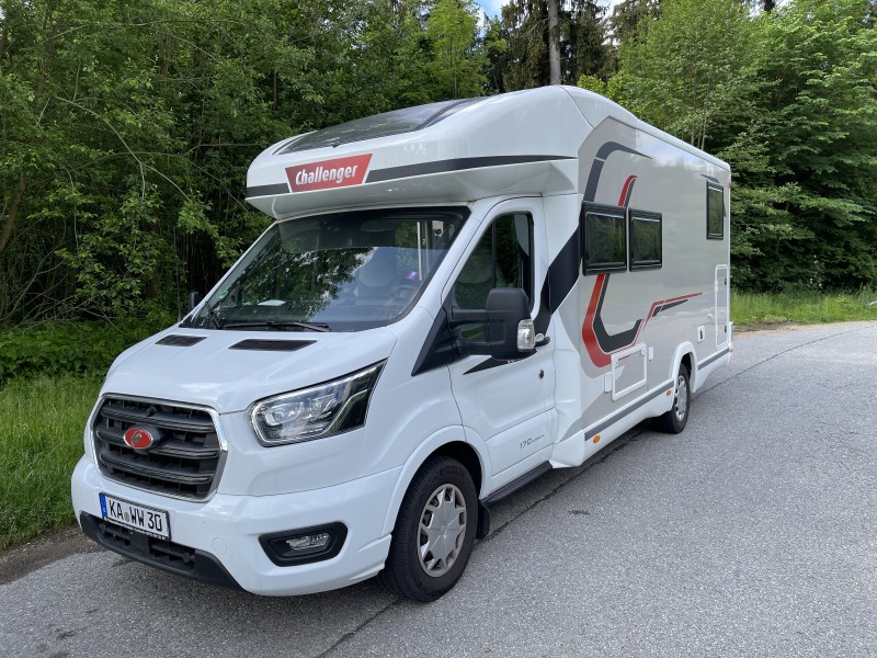 Challenger 337GA Camping-car - Weingarten (Baden), Allemagne
